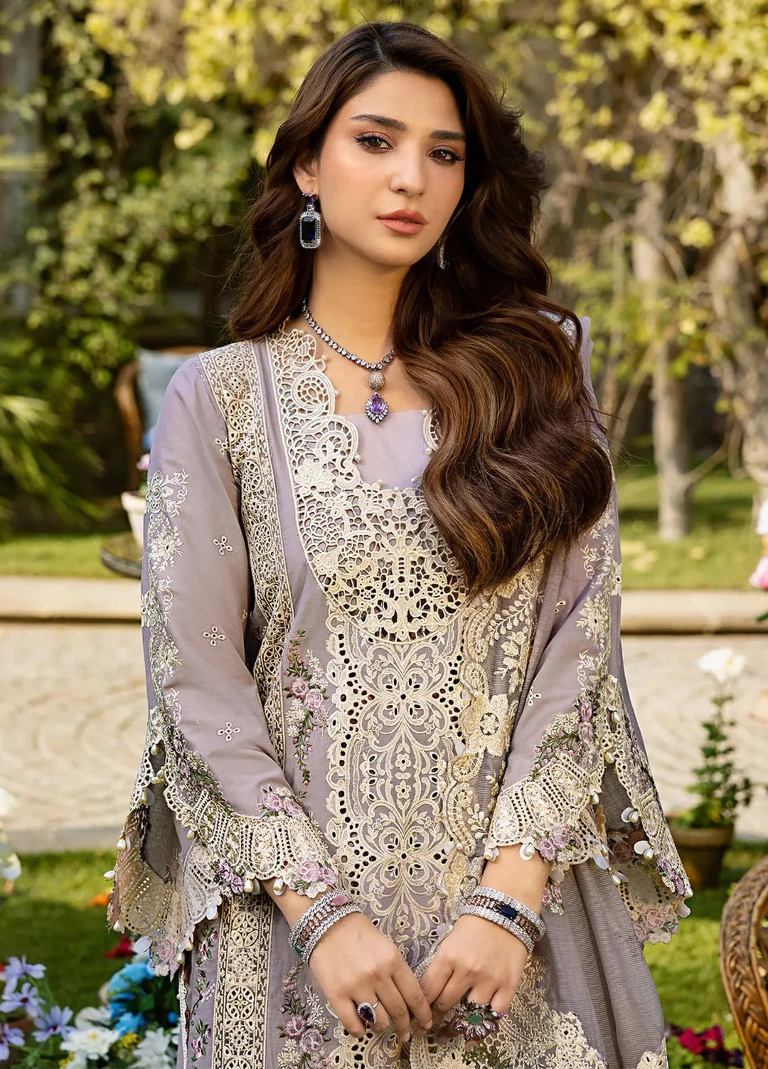 Elaf Embroidered Lawn Suit Unstitched 3 Piece EF25LL ELM-01 A Raha