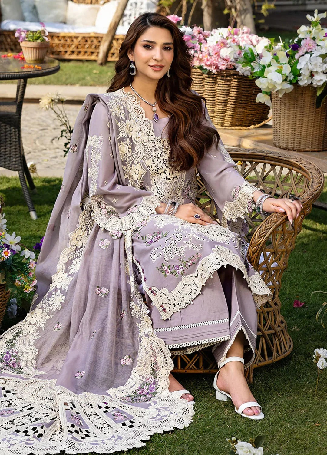 Elaf Embroidered Lawn Suit Unstitched 3 Piece EF25LL ELM-01 A Raha
